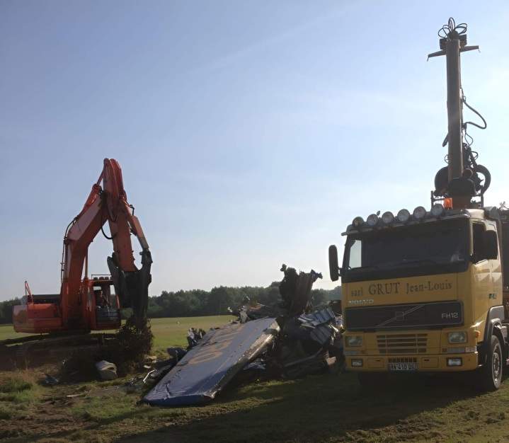 Démolition engin hors d'usage Champagnole